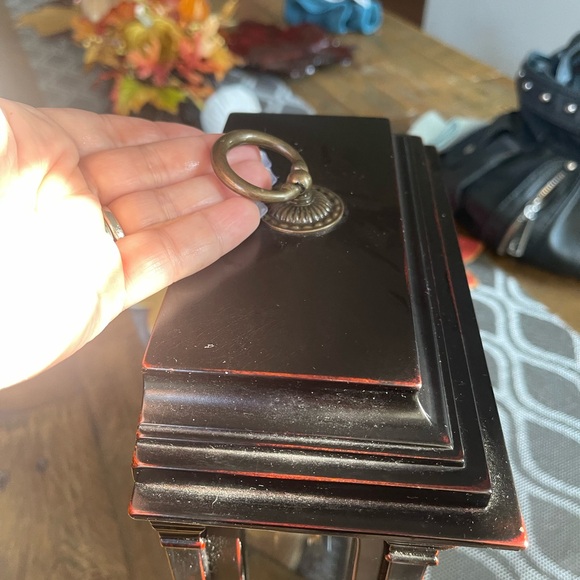 2004 Bombay Co. 11"x9” Mantel Clock 3D Brass/Wood/Glass Case Skeleton Open Box - Picture 4 of 5